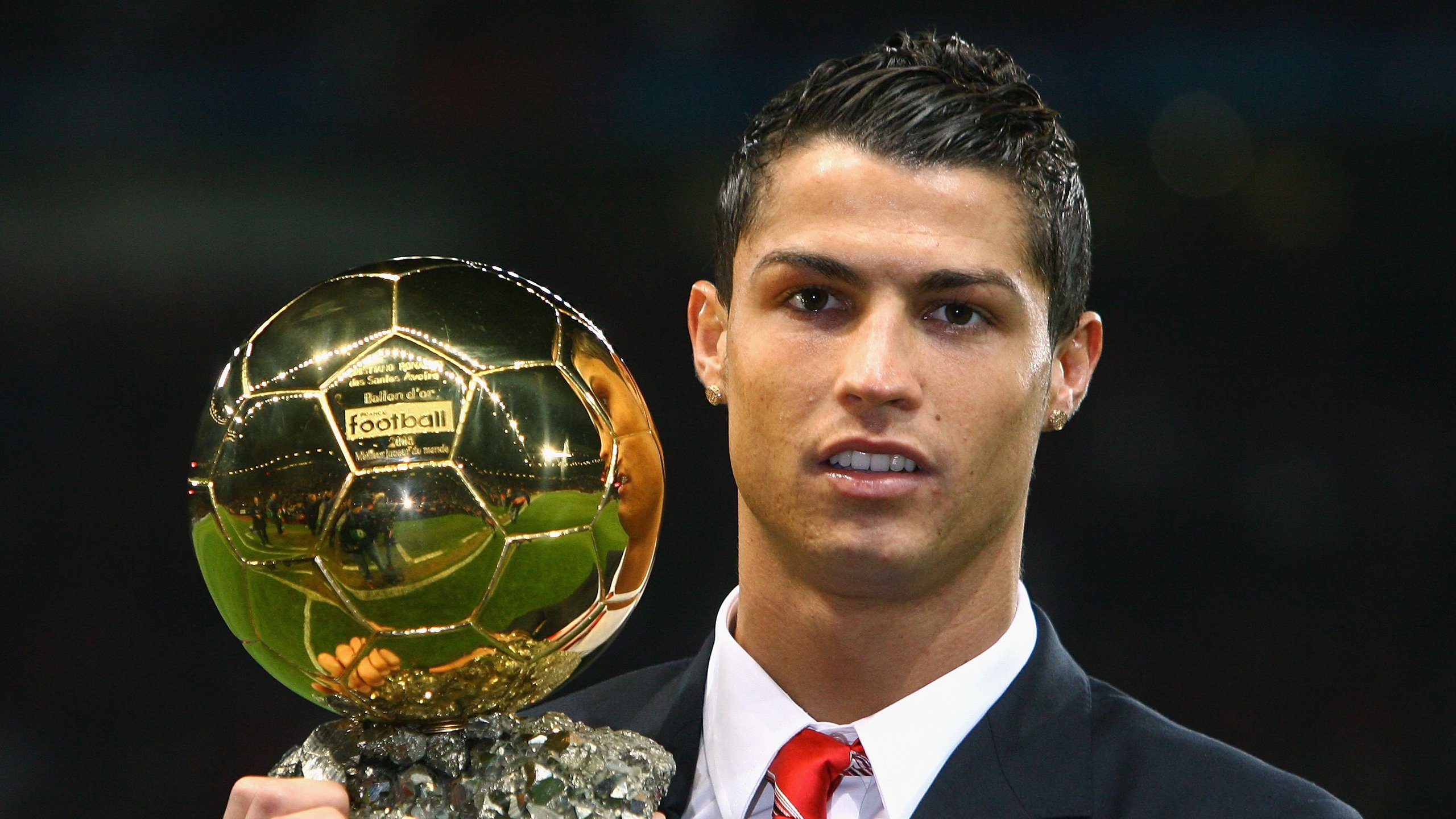 上海滩的引擎轰鸣，当F1争冠悬念撞碎凯尔特人绿